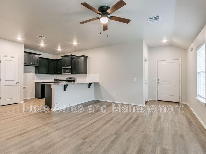 10712 Lawson Place Rd – photo 2