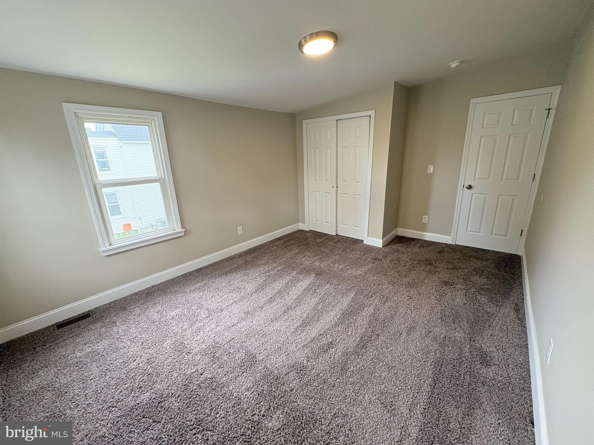 806 HIGH Street – photo 4