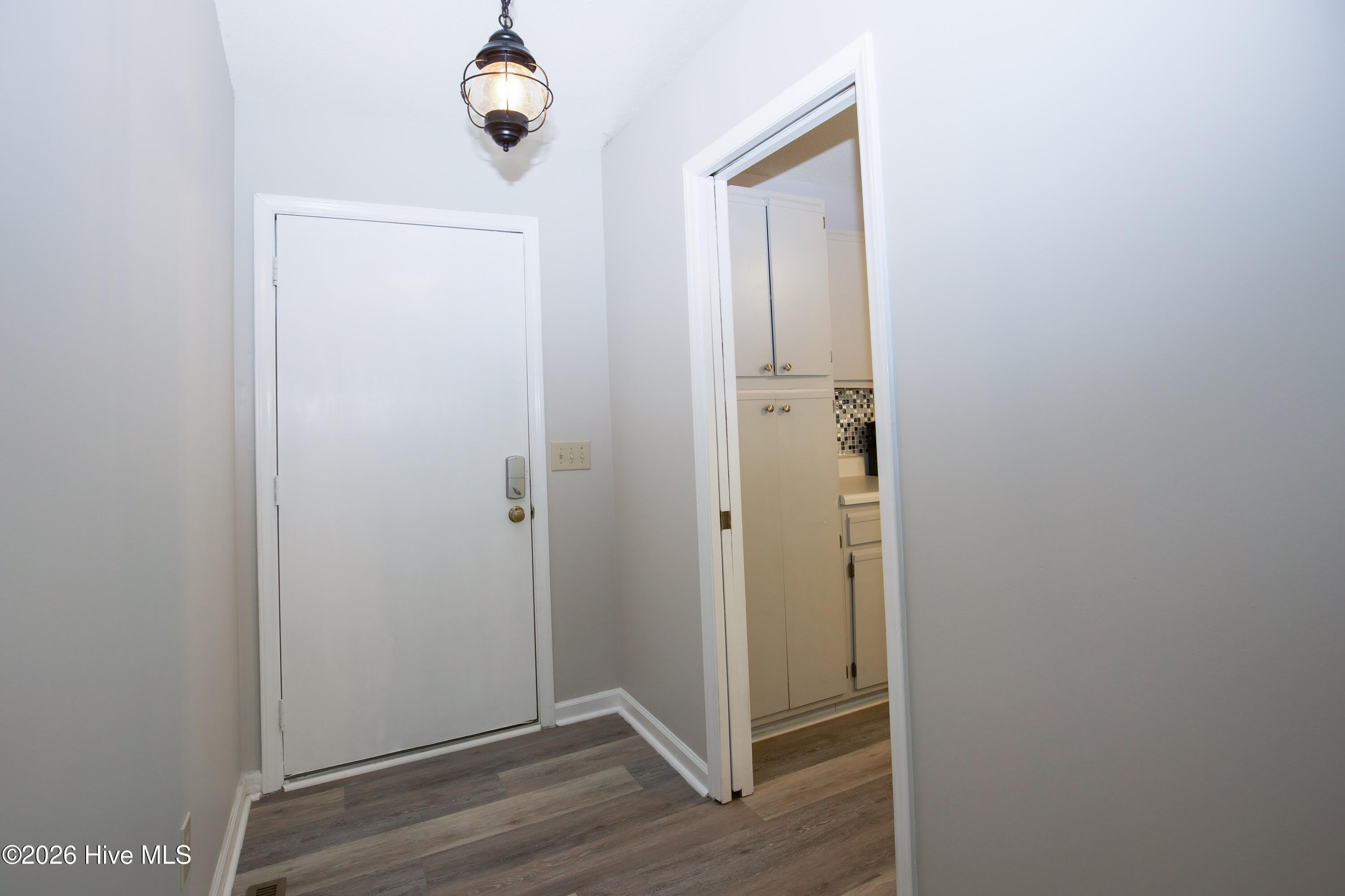 50 Surry Circle N – photo 5