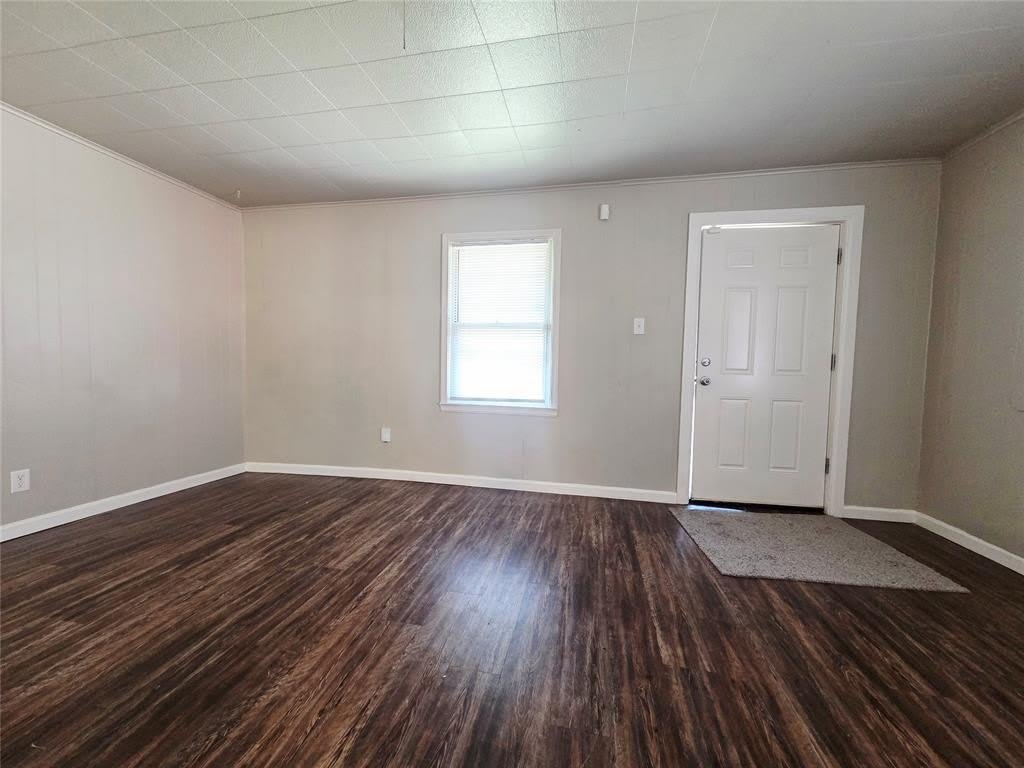 307 E Kittyhawk Drive – photo 2