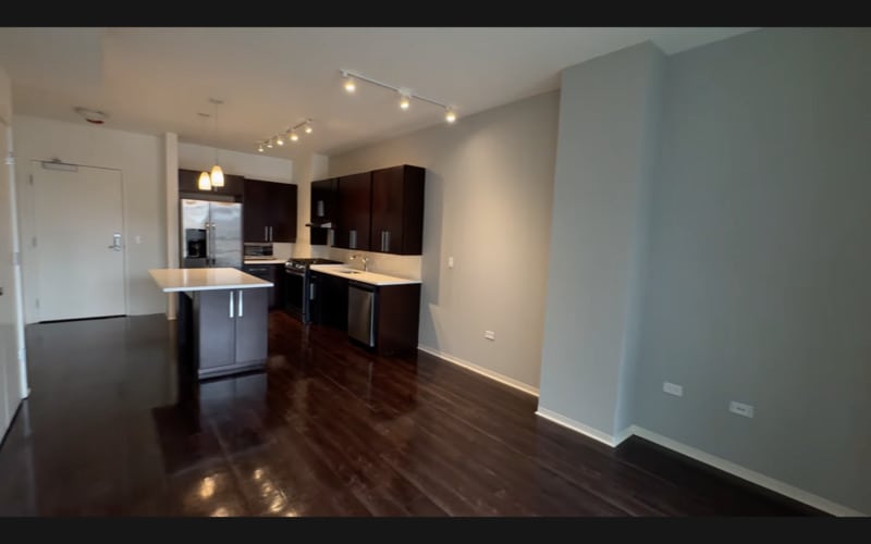 900 W Washington Blvd – photo 2