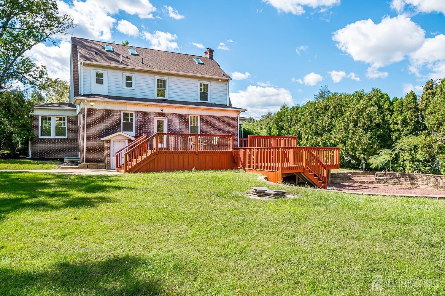 338 Buckelew Avenue – photo 2