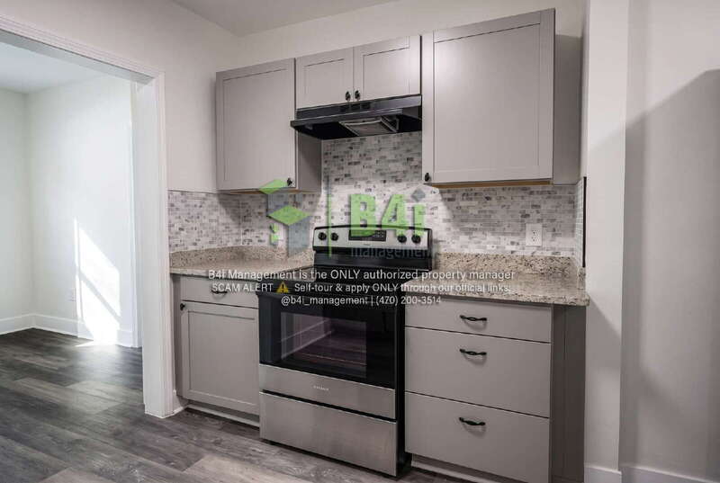 1418 E 10th St – photo 5