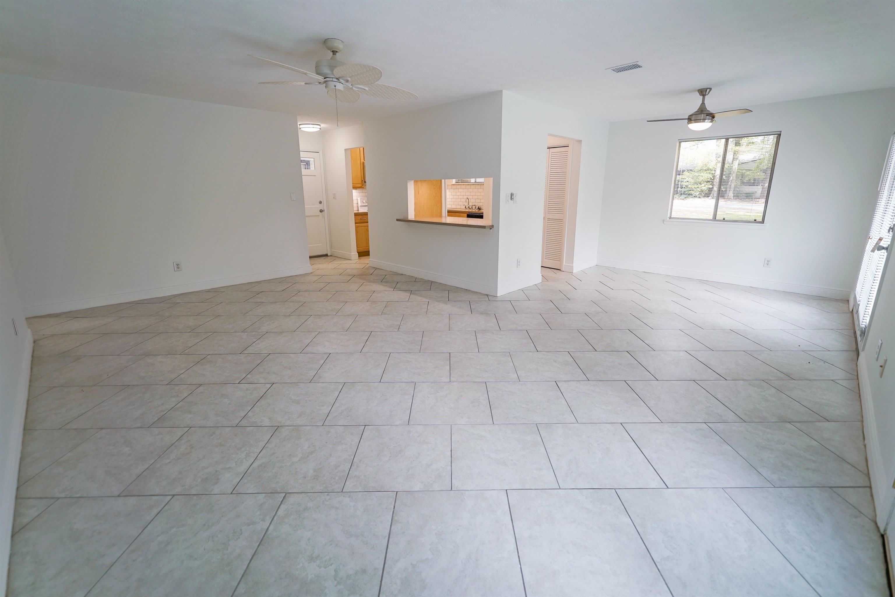 251 S Villas Court – photo 4