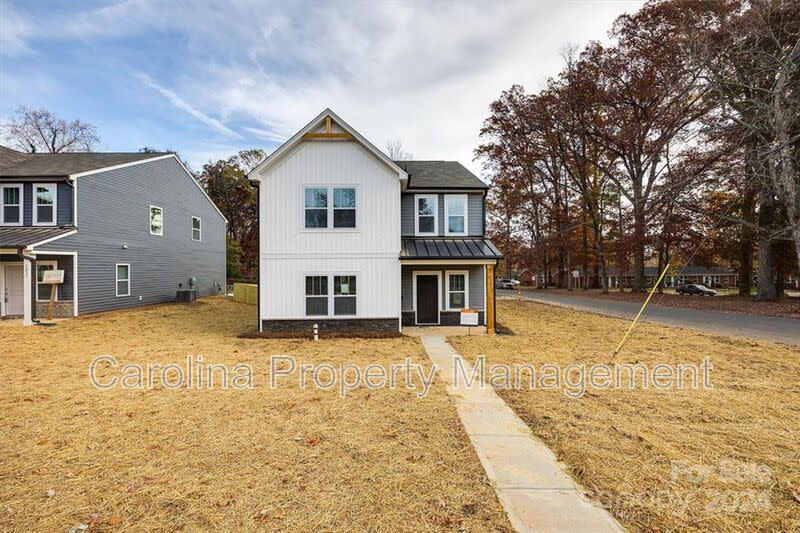 1241 Eastway Dr – photo 1