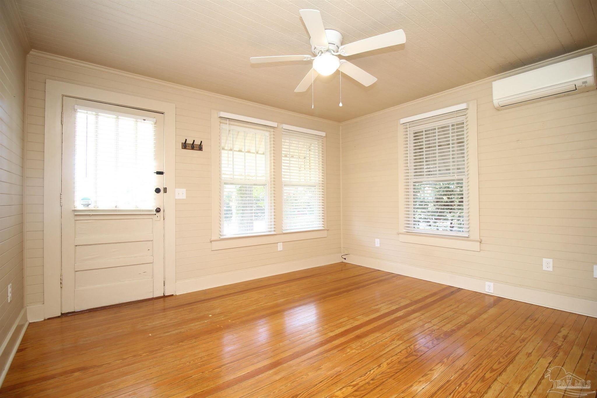 3102 E De Soto St – photo 3