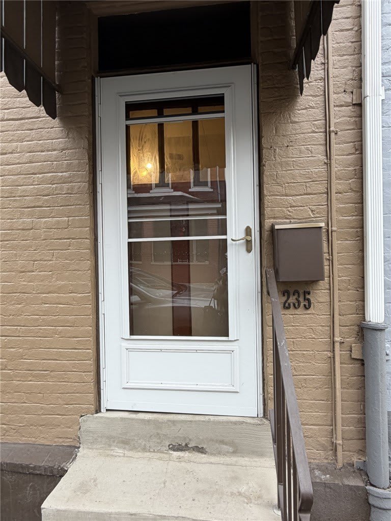235 38Th St – photo 3