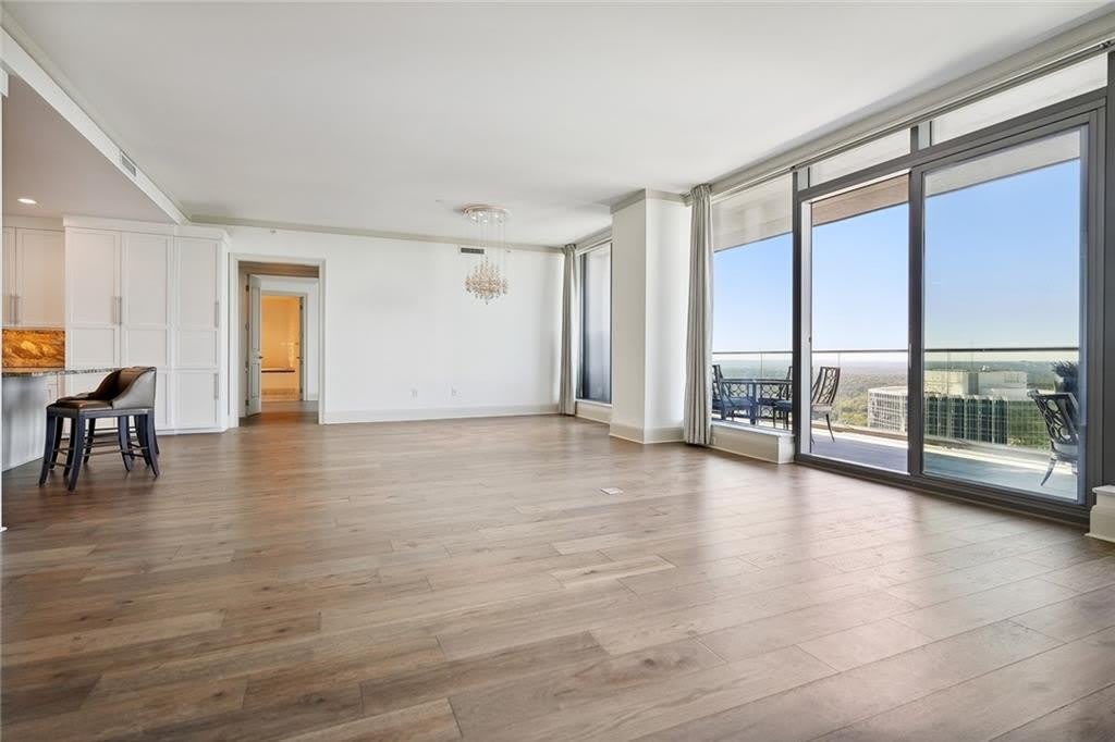 3344 Peachtree Road Ne – photo 2
