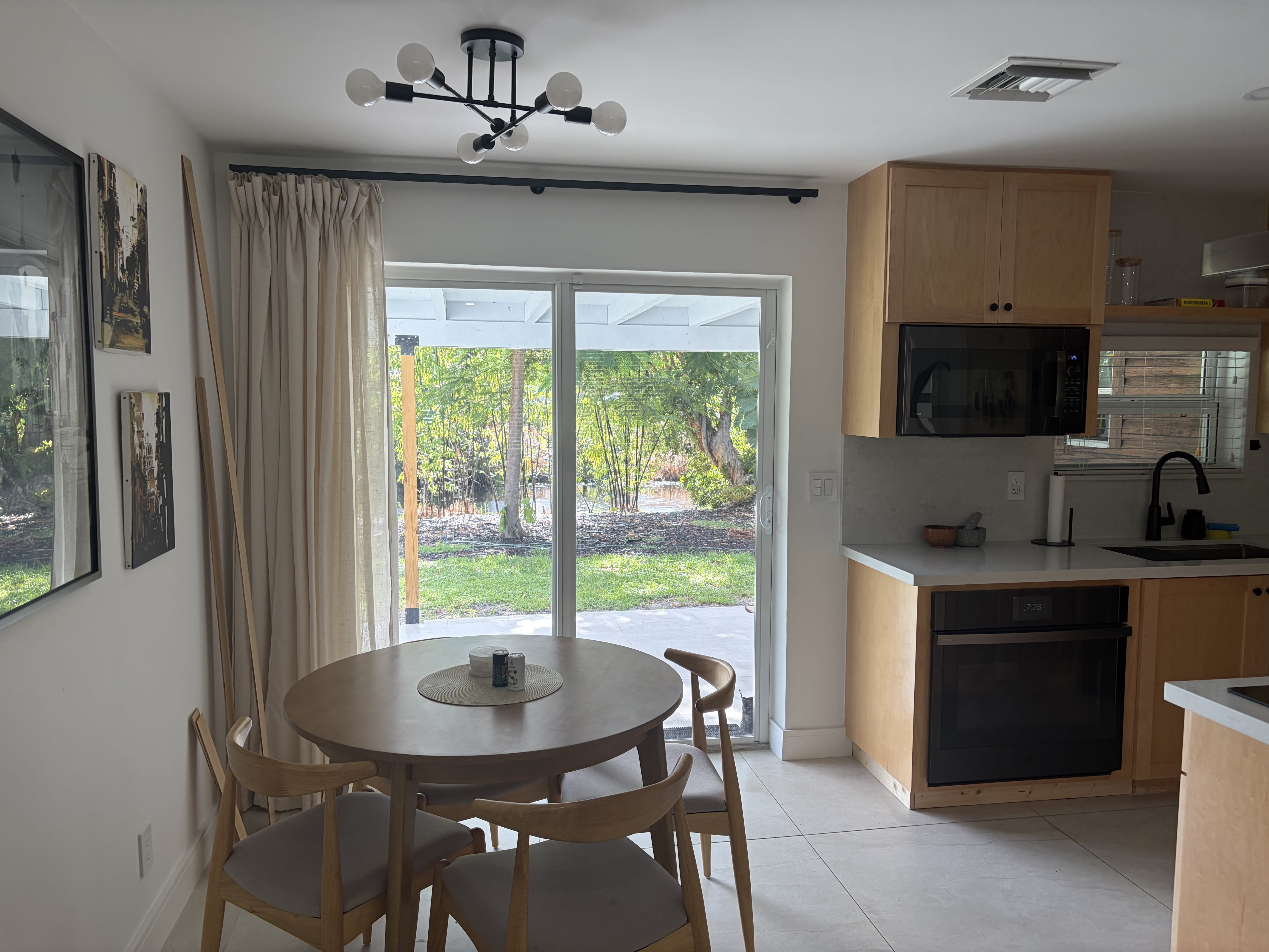 5233 Southwest 95Th Avenue – photo 2