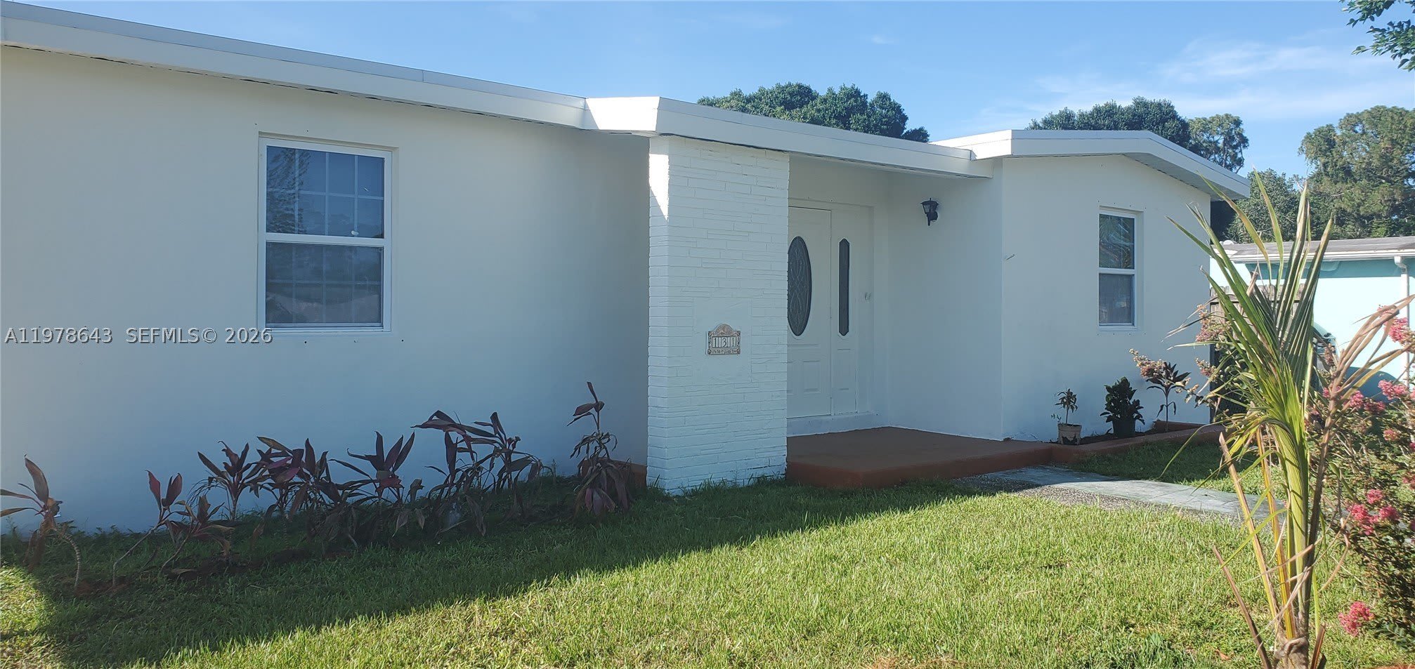 131 SE Serenata Ct – photo 3