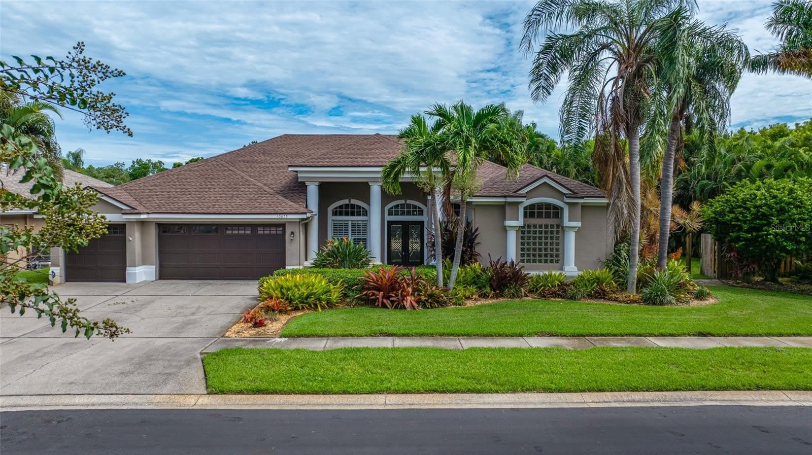 10675 PARK PLACE Drive – photo 1