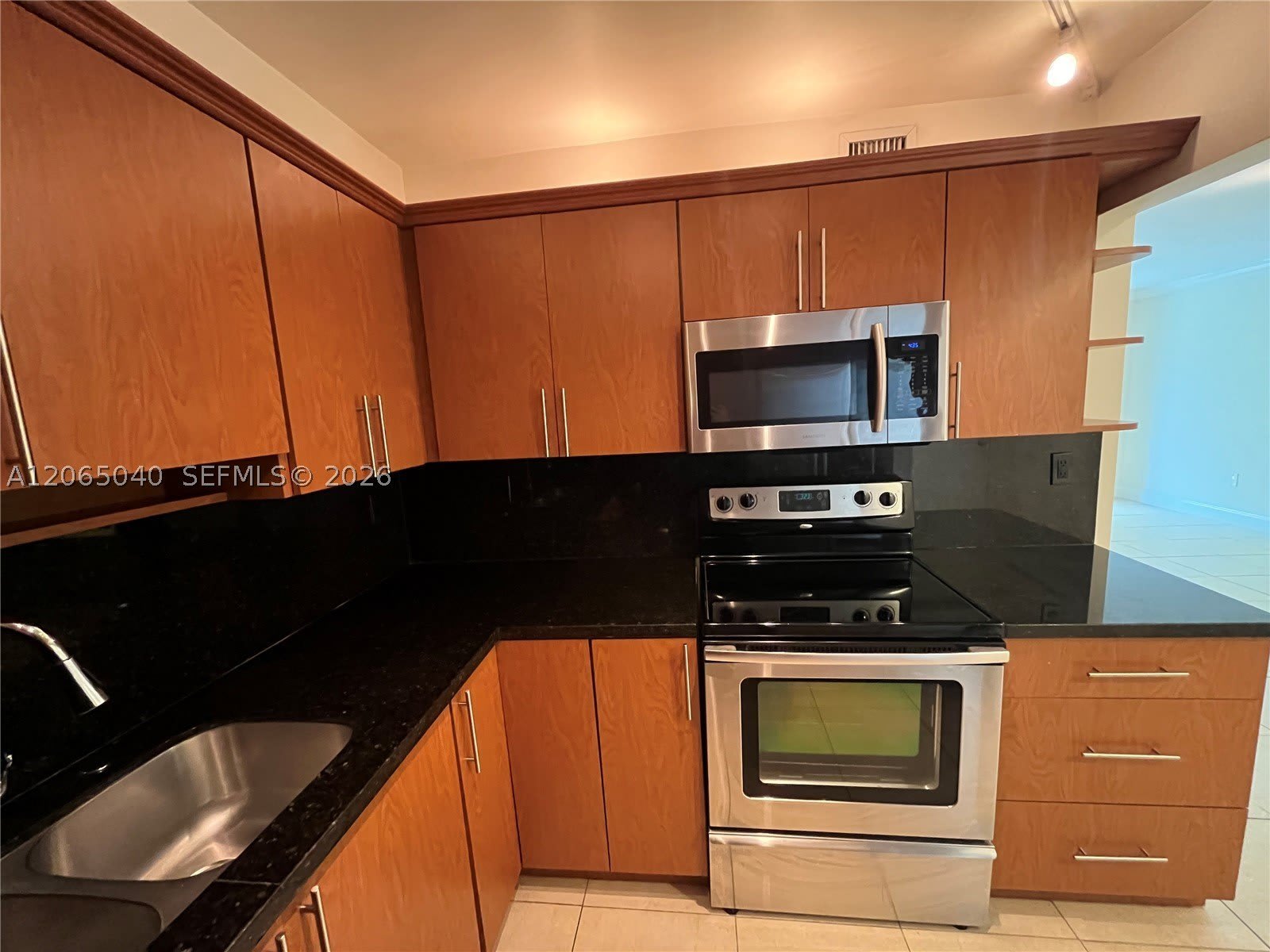 1605 Bay Rd – photo 5