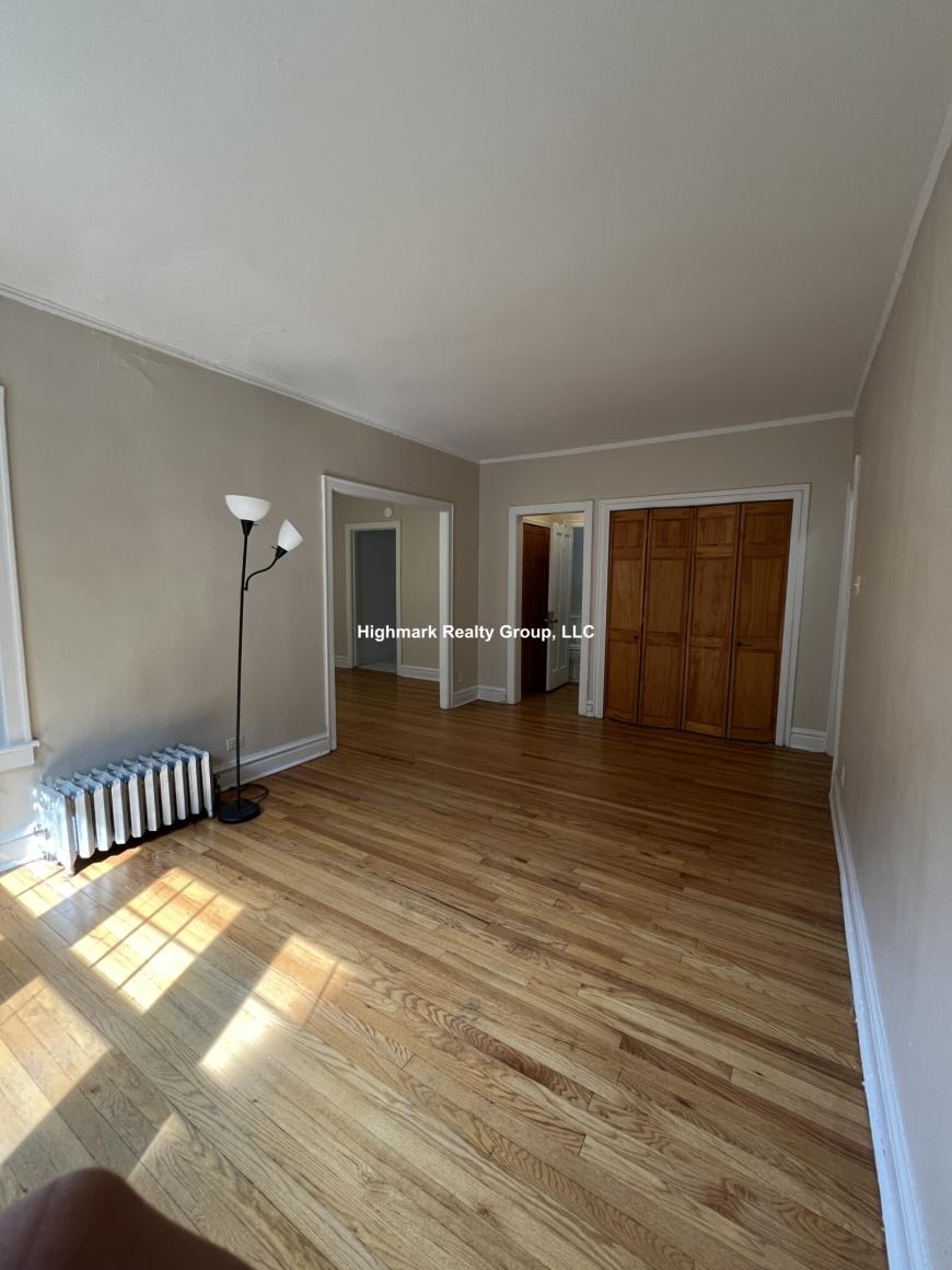 910 Reba Pl. – photo 3