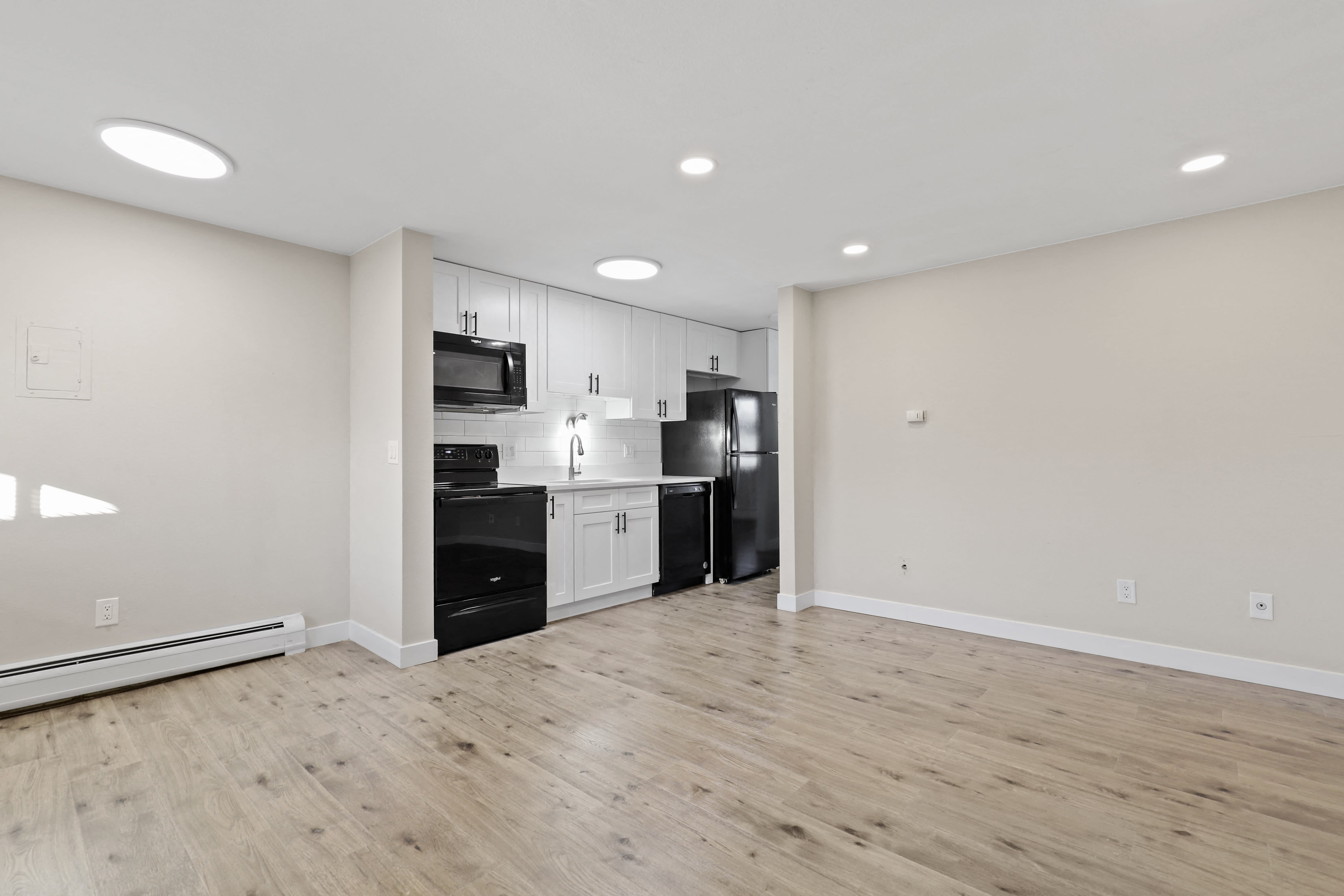 3600-3640 S Fox Street – photo 2