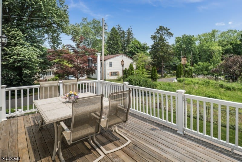 2 Waterway Rd – photo 4