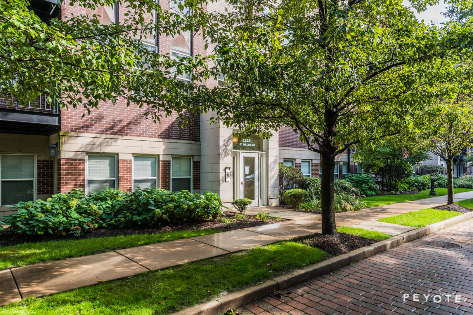 1225 N Orleans – photo 1