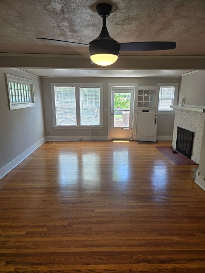 4918 California Street – photo 1