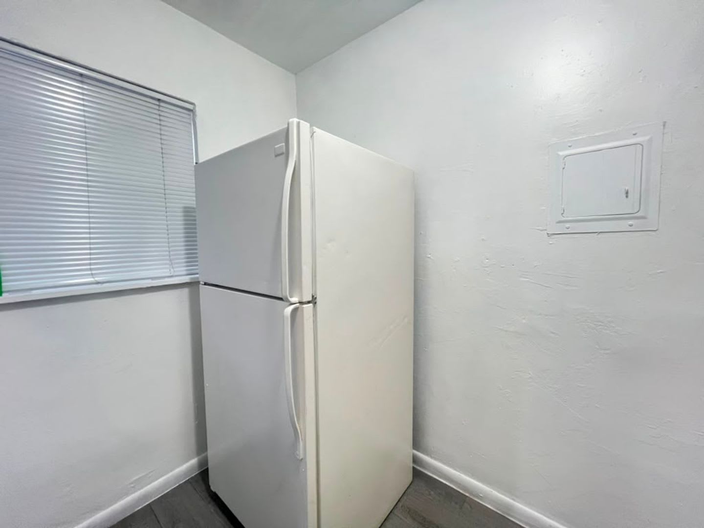 Centrally Located Gated Property Just Outside of Downtown Miami – photo 5