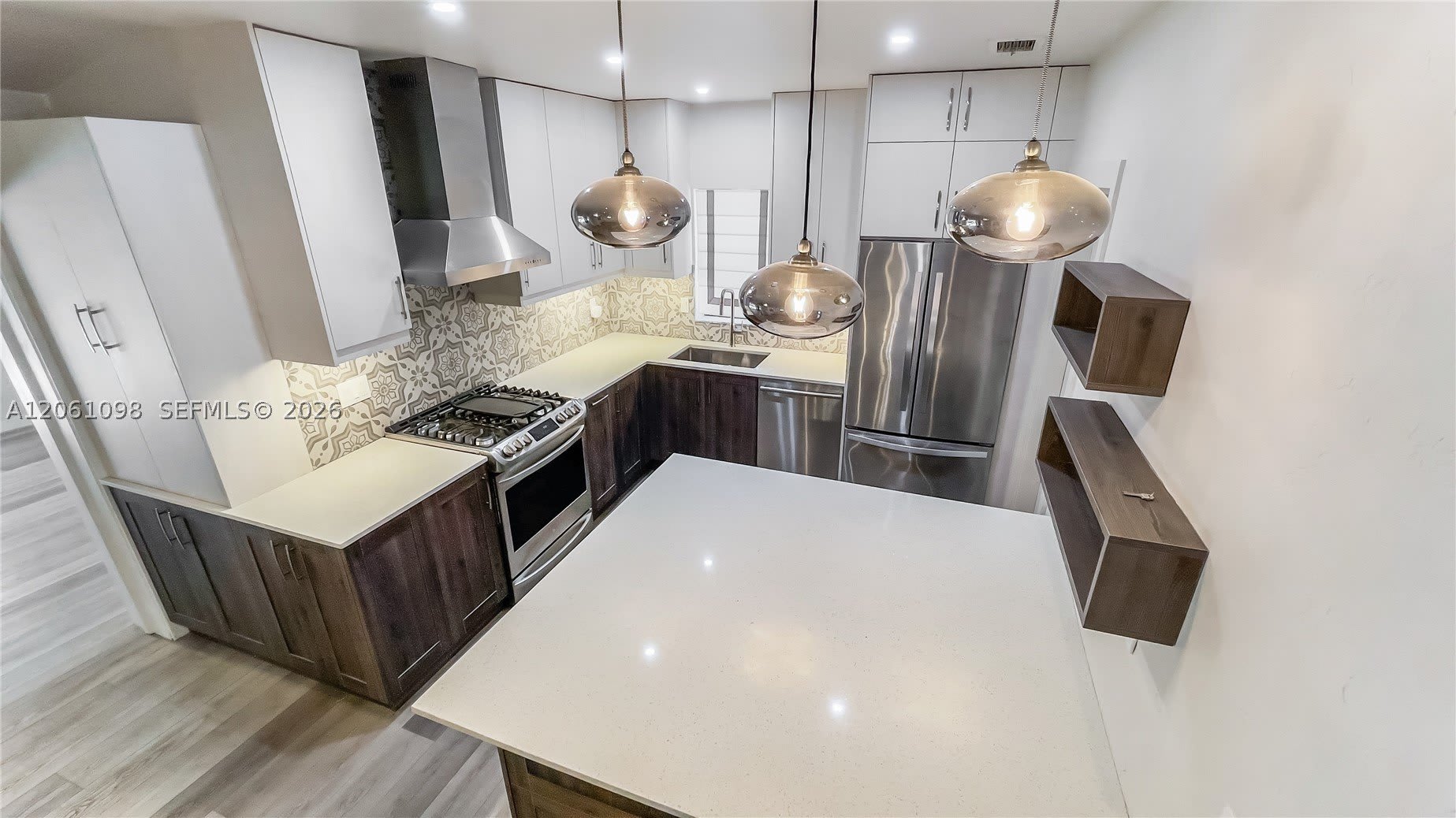 38 NW 105th St – photo 5