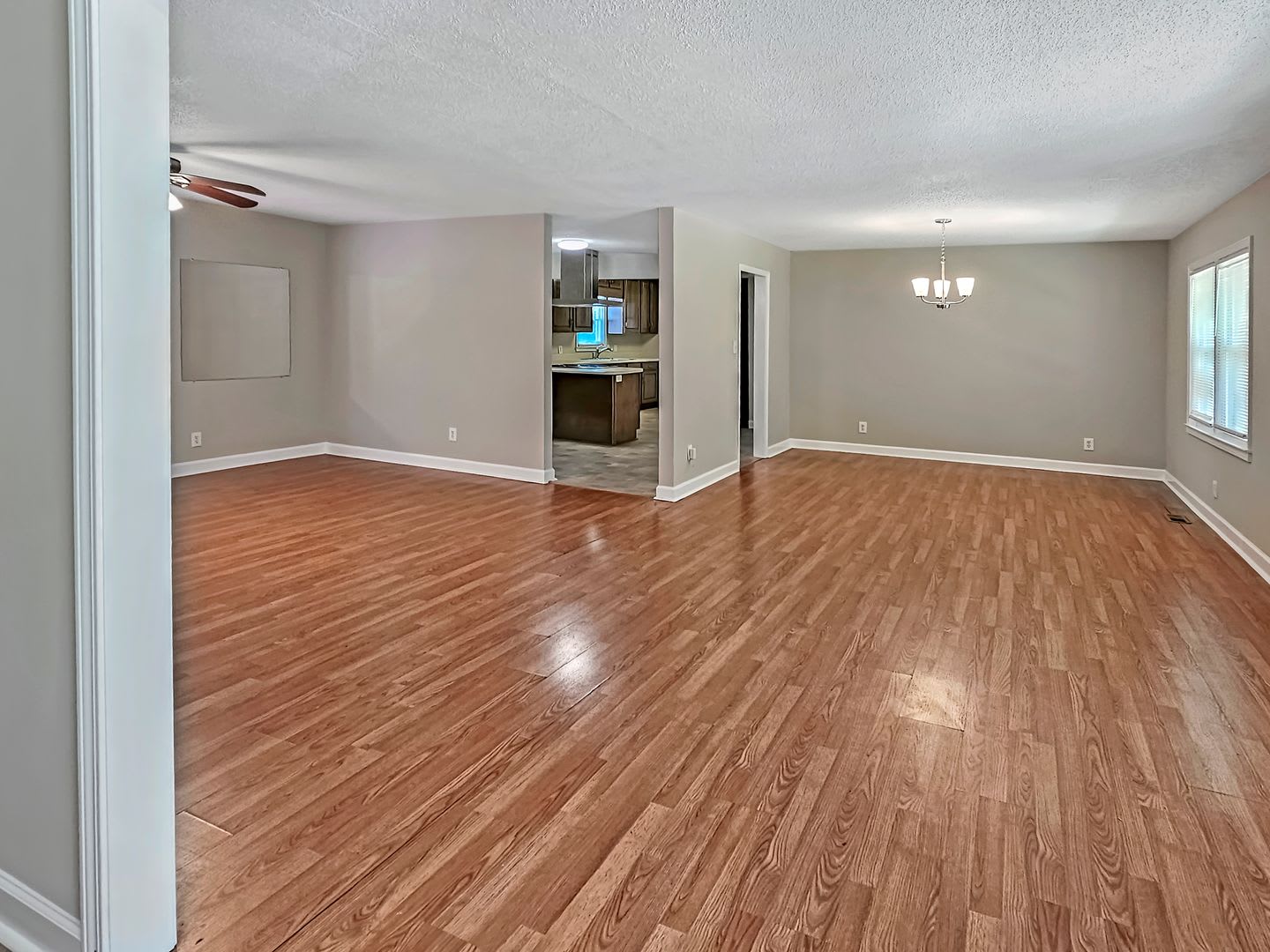 4 Bedroom 3 5 Bath Split Level Home On Large Level Lot In Austell – photo 5