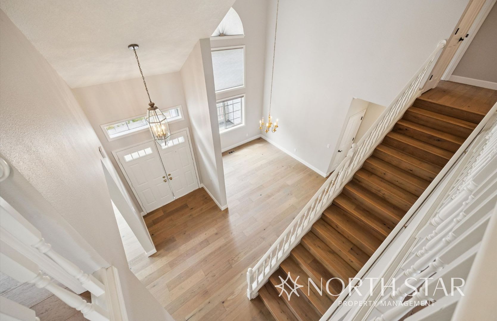 Westlake Traditional with Private, Level Backyard and Outdoor Entertaining Space – photo 5