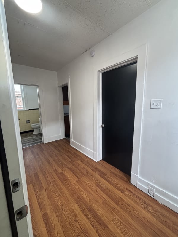 809 Broadway Avenue 2 – photo 4