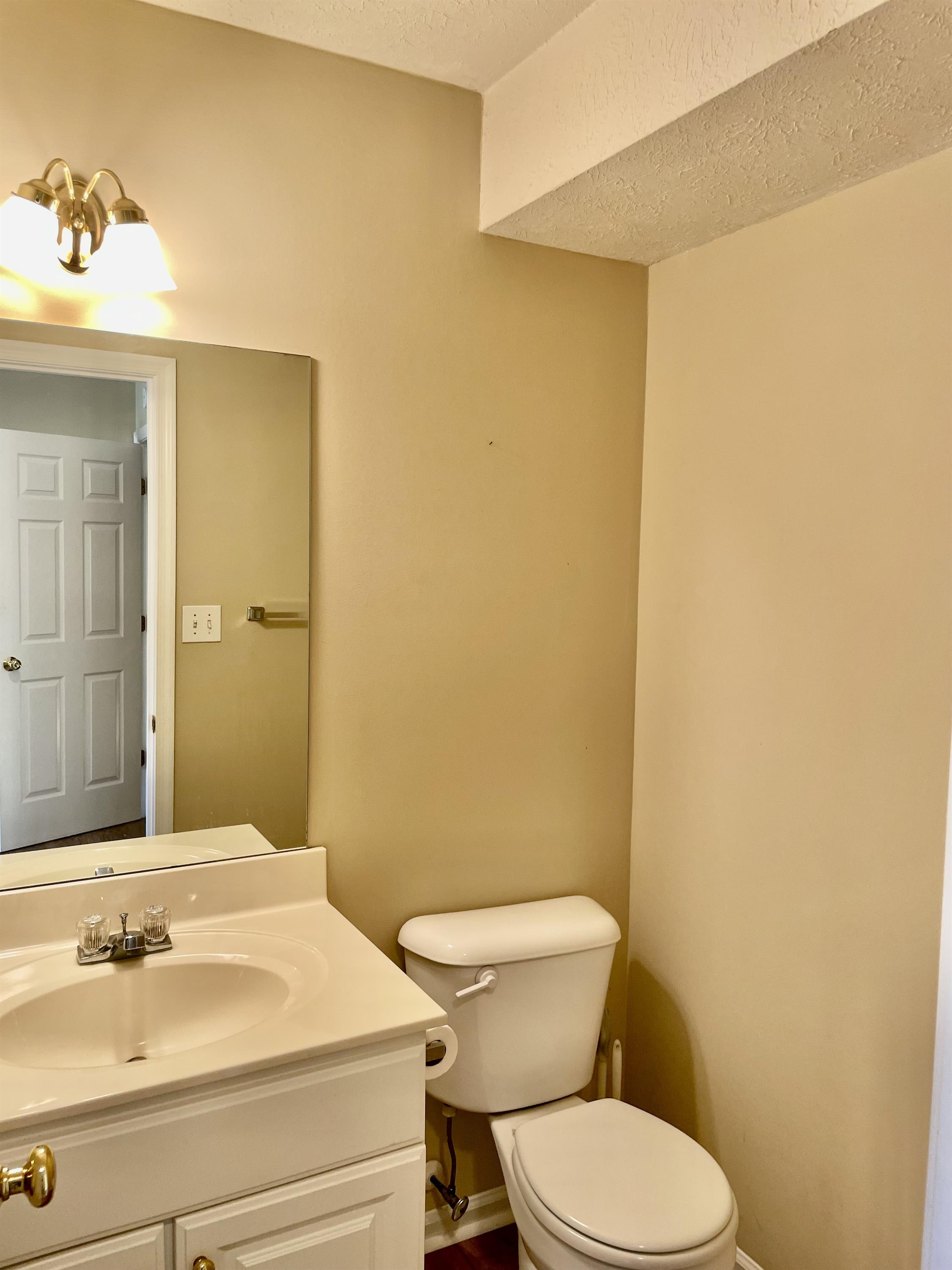 194 Mulberry Circle 1 – photo 5