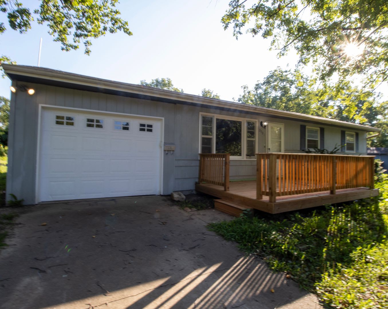 3 Bed 1 Bath House – photo 1