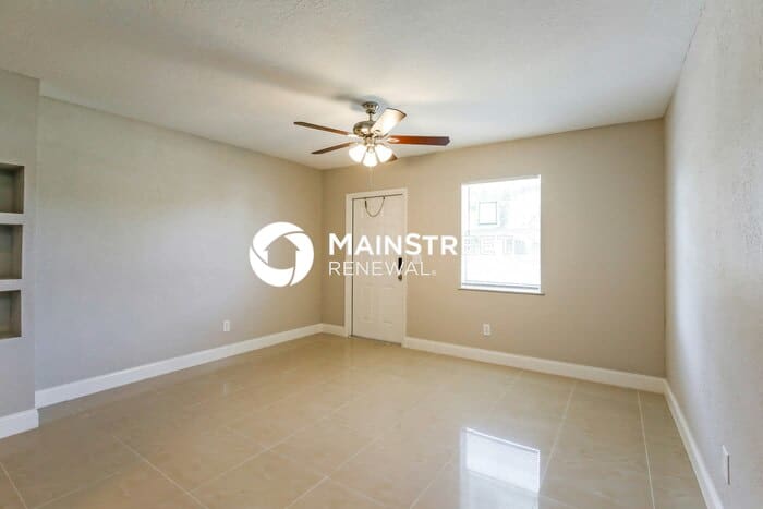 3620 Northwest 4th Street – photo 2