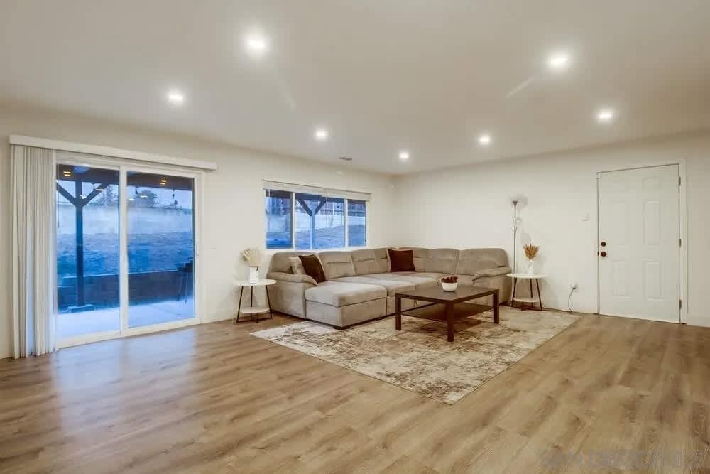6964 Mount Vernon Street – photo 2