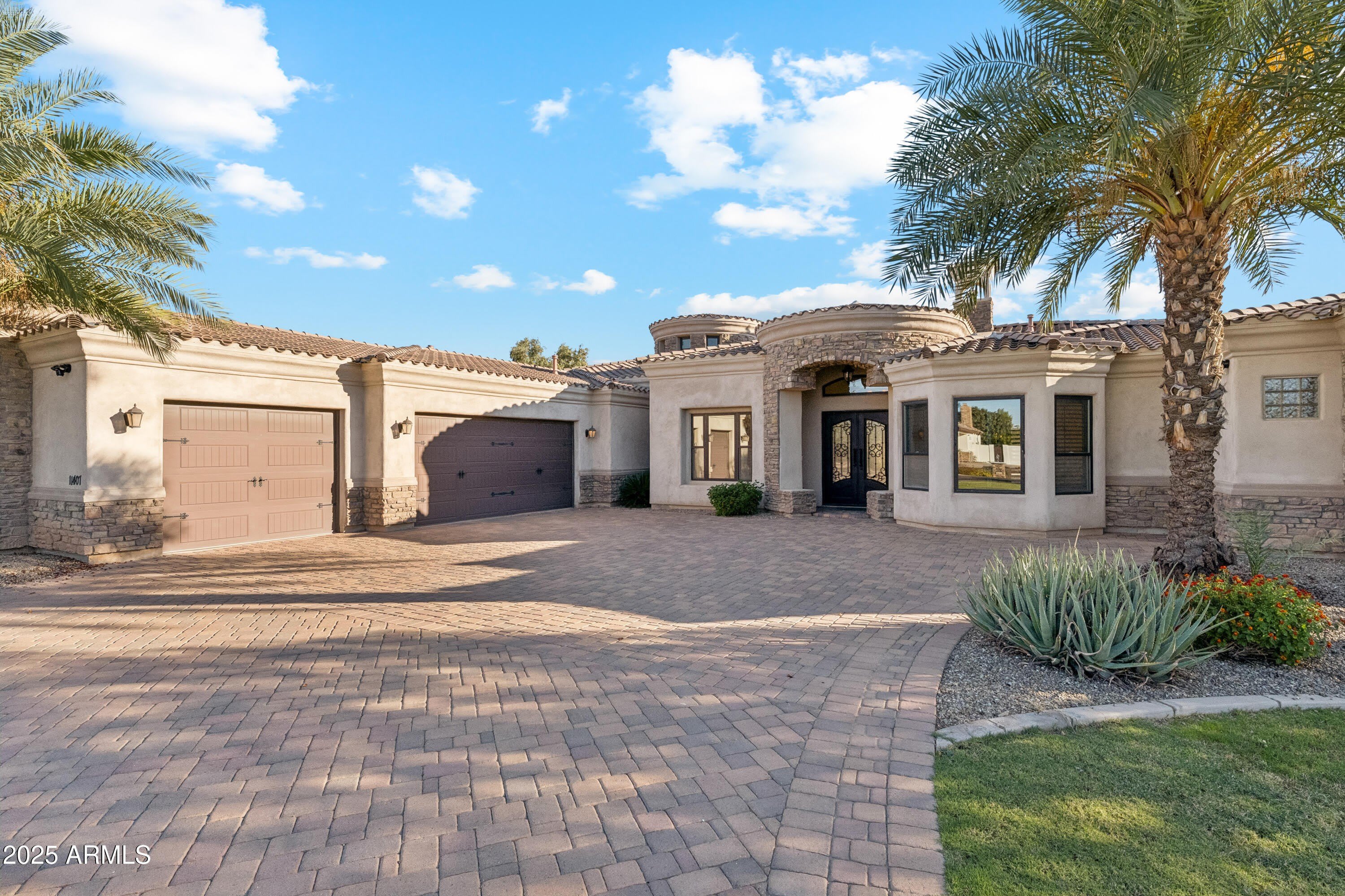 11407 E Bellflower Court – photo 2