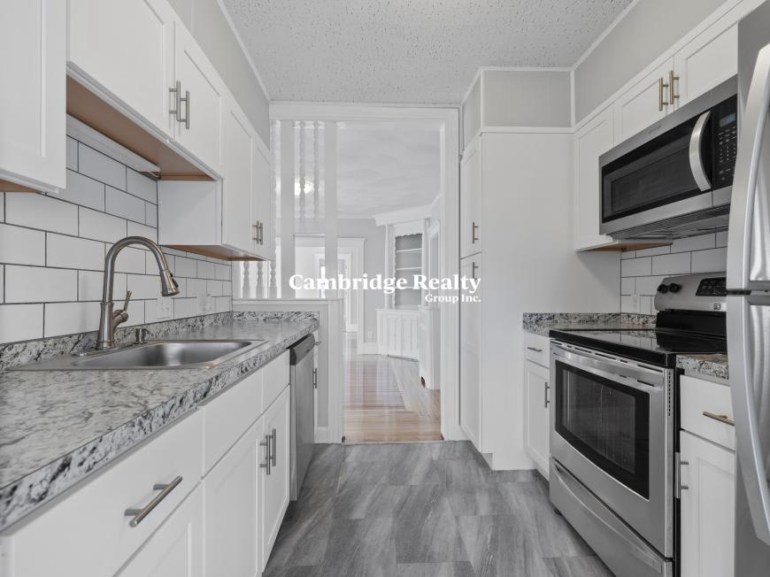 14 Windsor Rd – photo 1