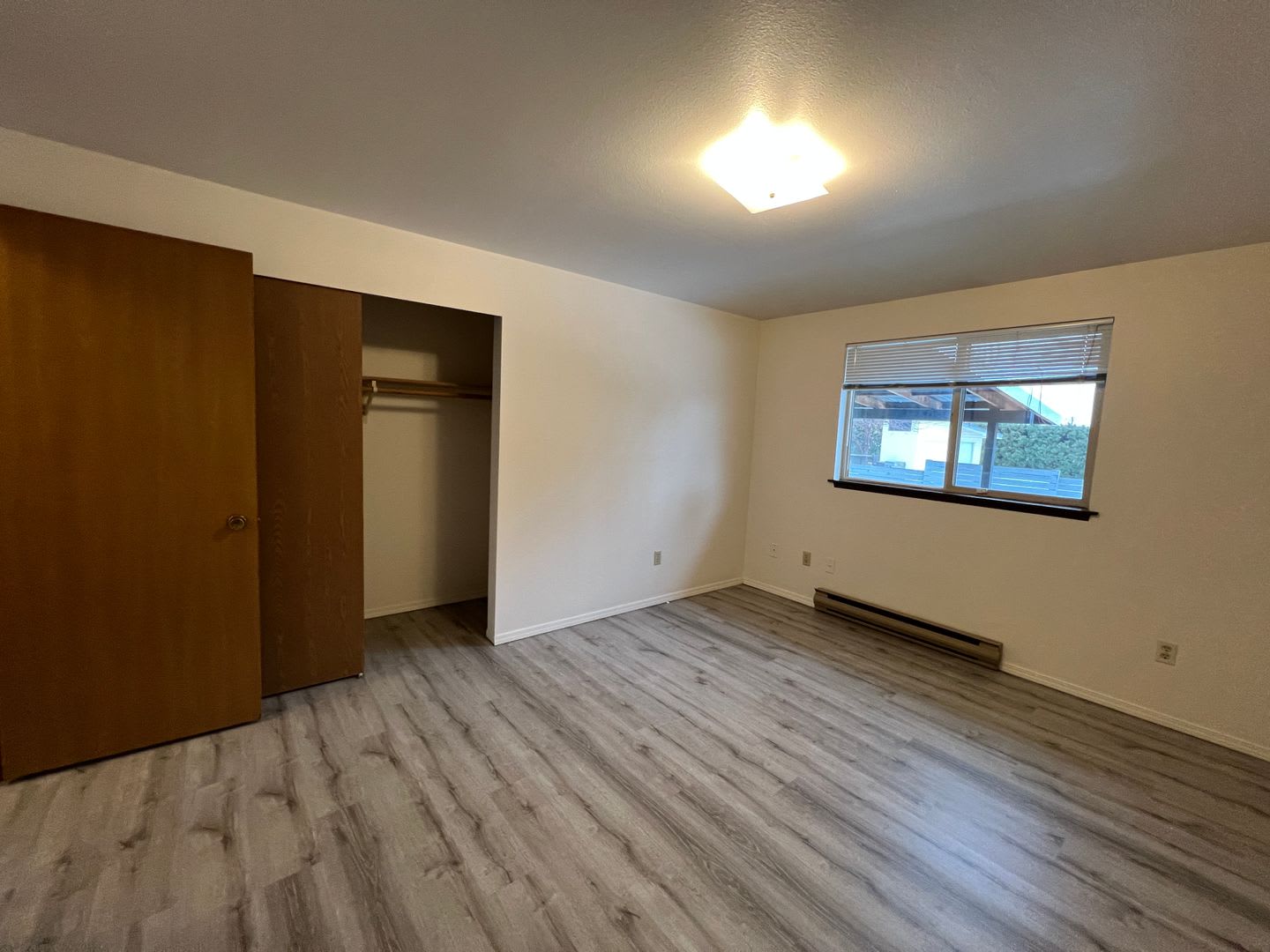 Duplex off of 48th Ave! – photo 4