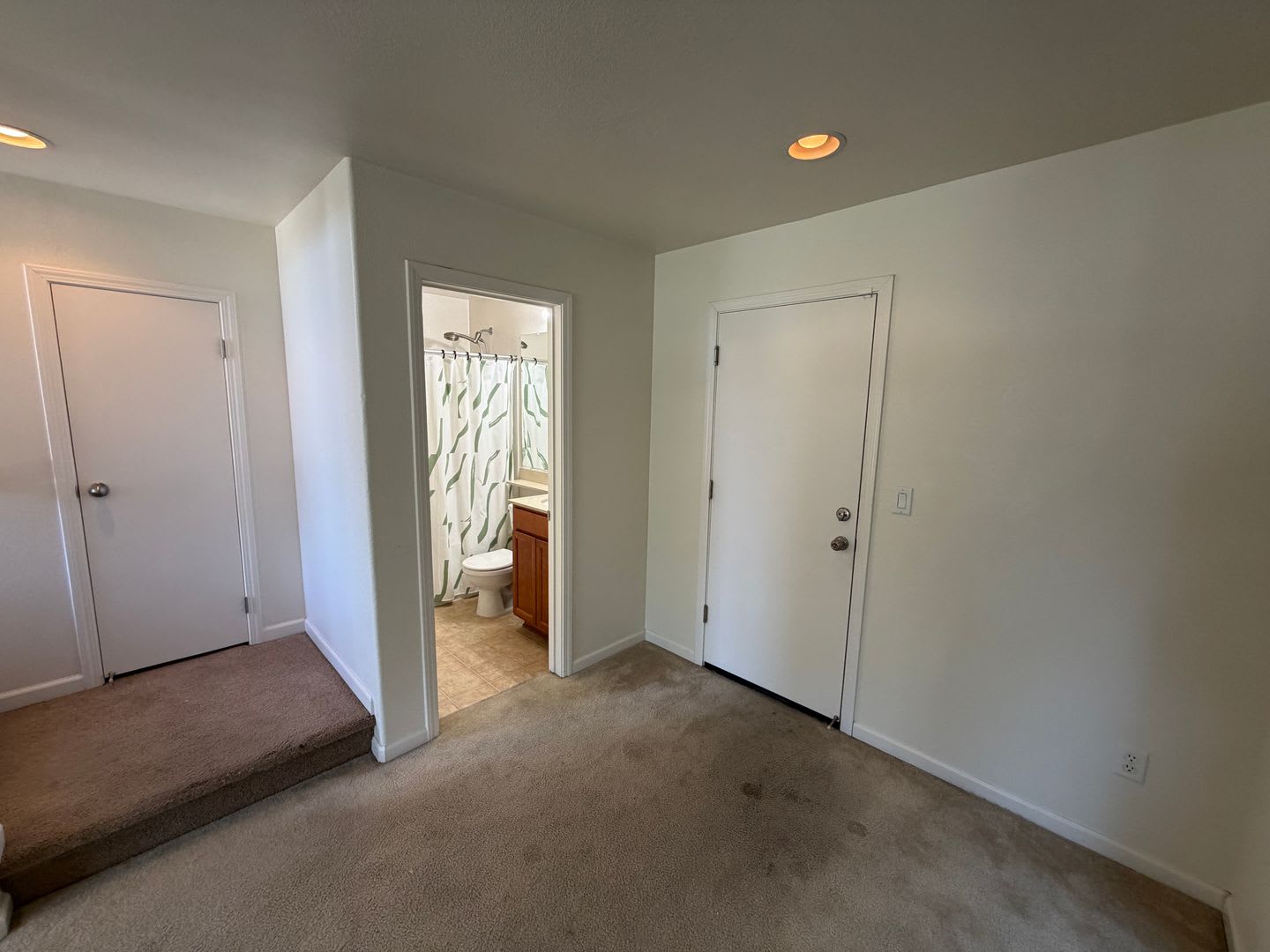 3 Story Townhome – photo 4