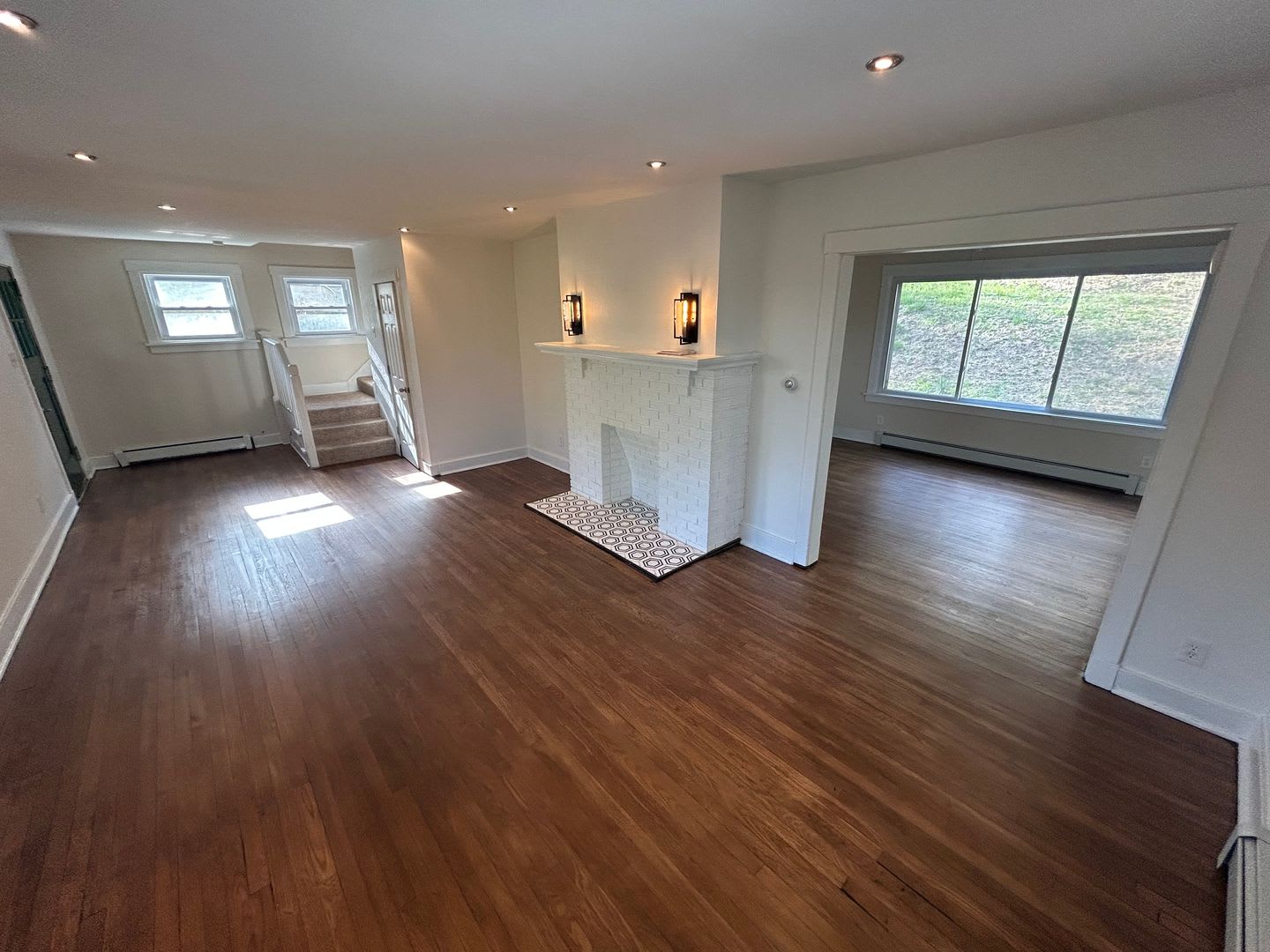 Private 3 Bedroom Home In East Hills – photo 5