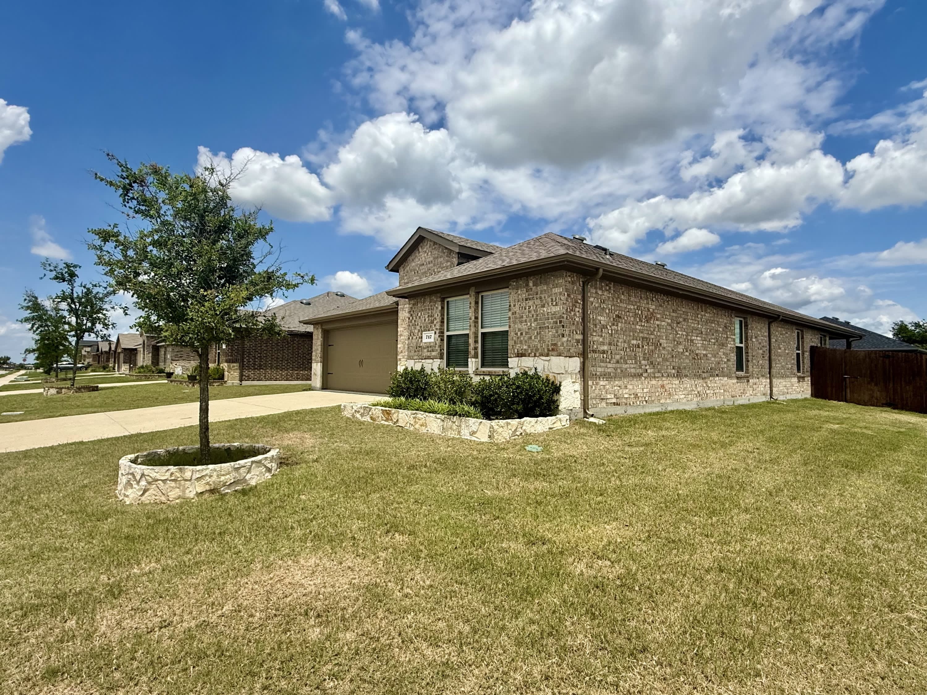 717 Cottonwood Way – photo 3