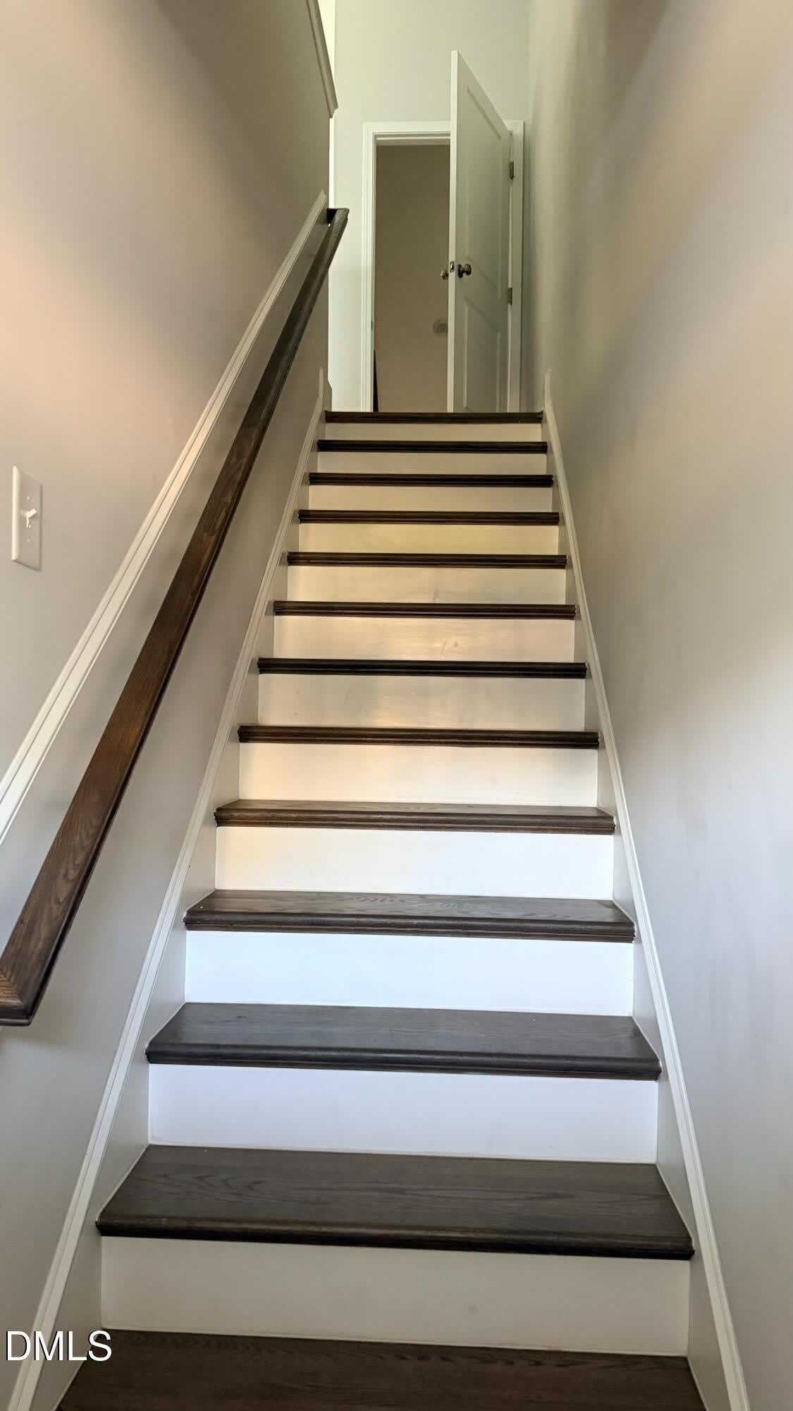 1021 Commack Drive – photo 3