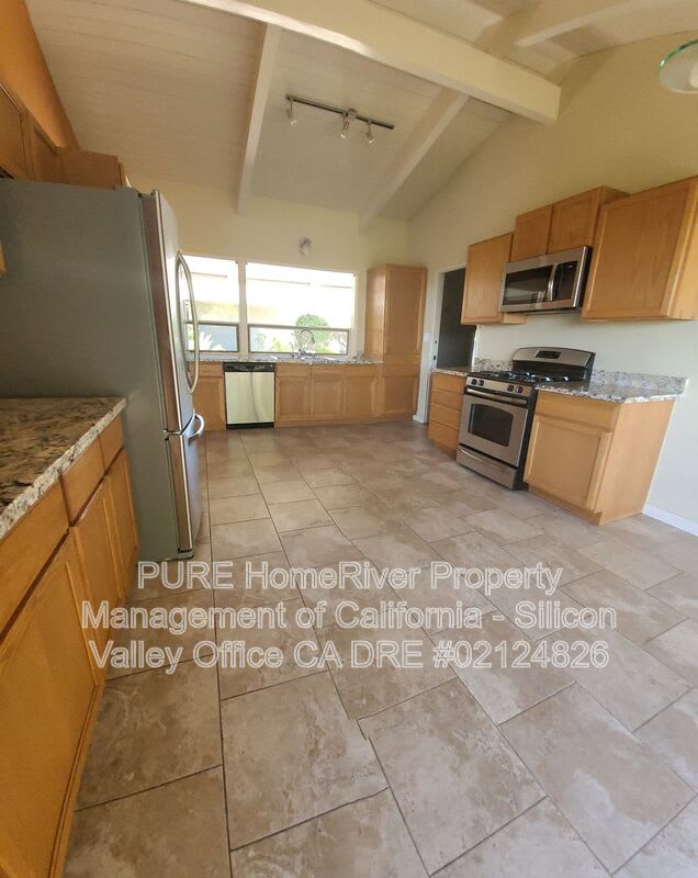 21224 Saratoga Hills Road – photo 4