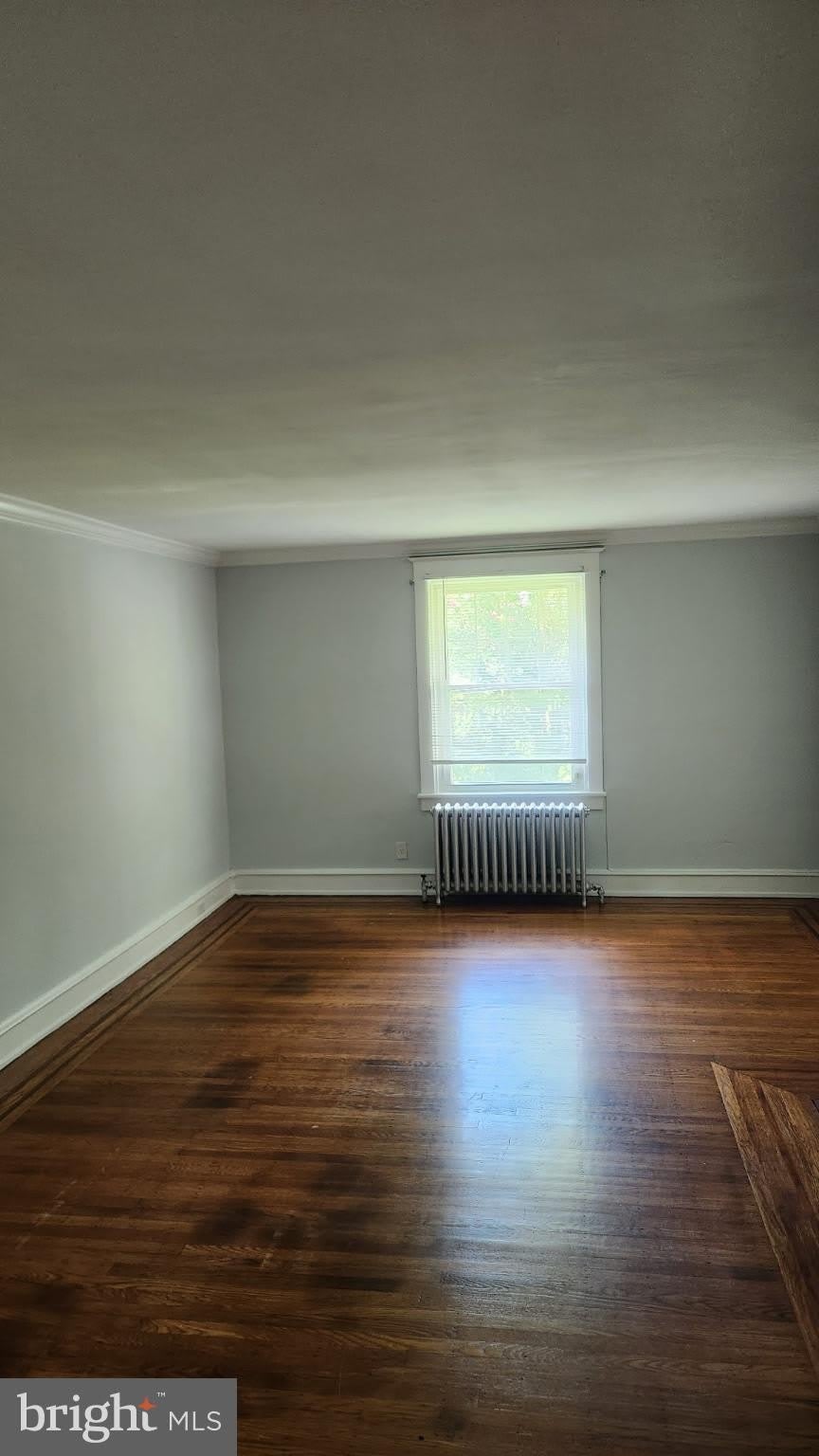 2114 KENMORE Avenue – photo 2
