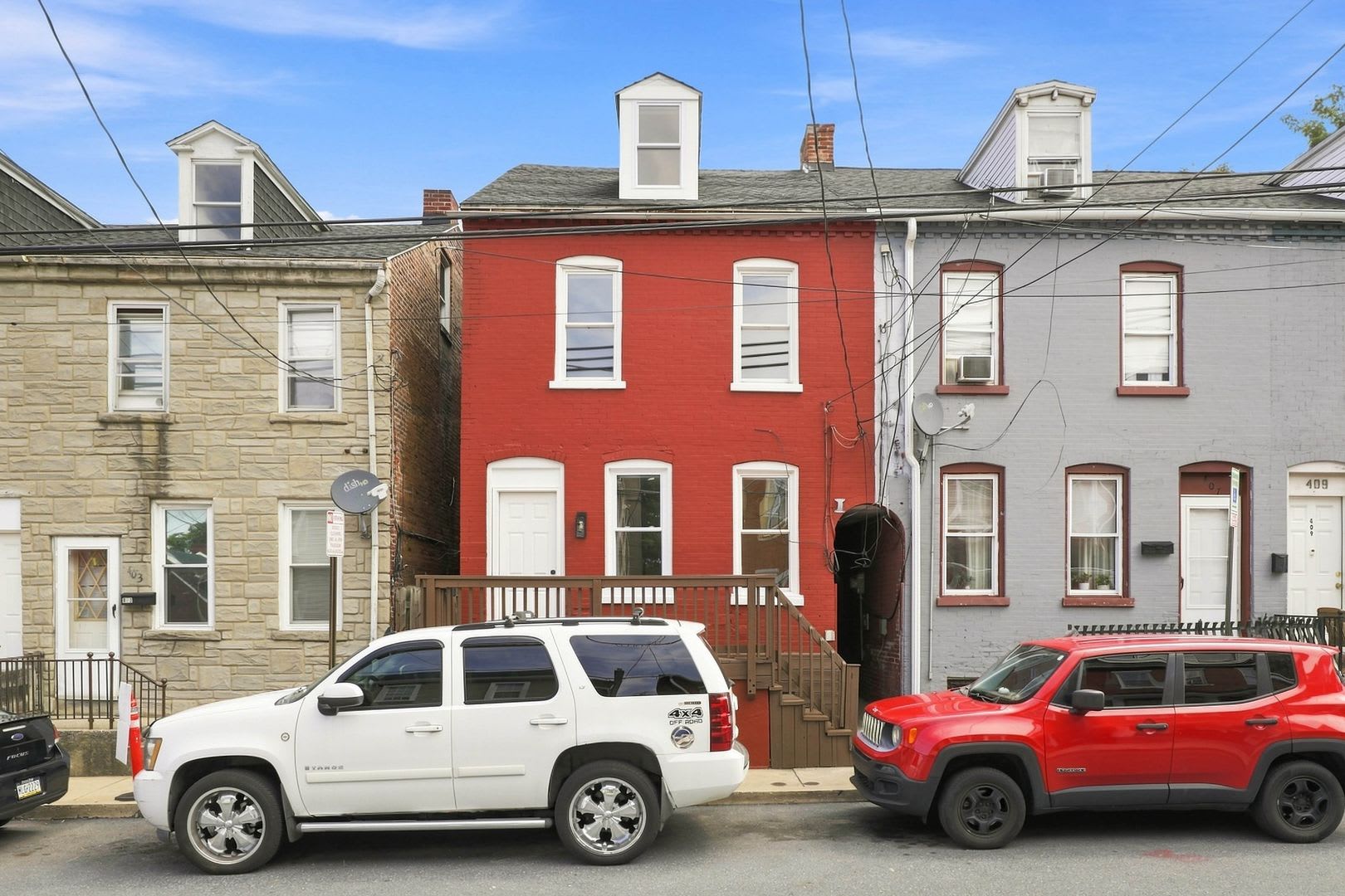 3 Bed 1 Bath Available Now – photo 1