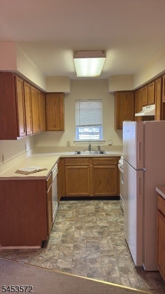 64 Isabella Ave – photo 2