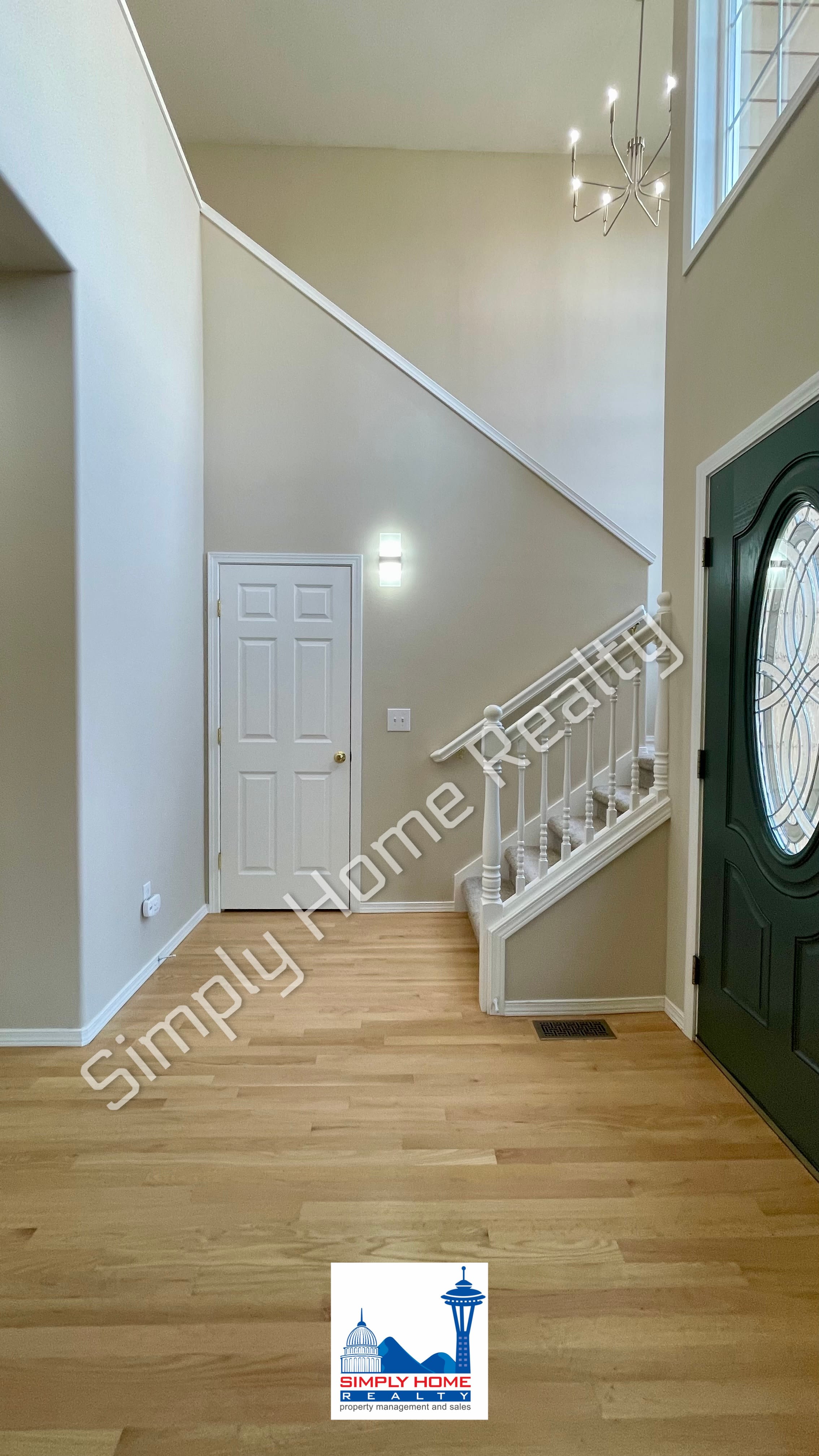 3524 Broadmoor Dr NE – photo 2