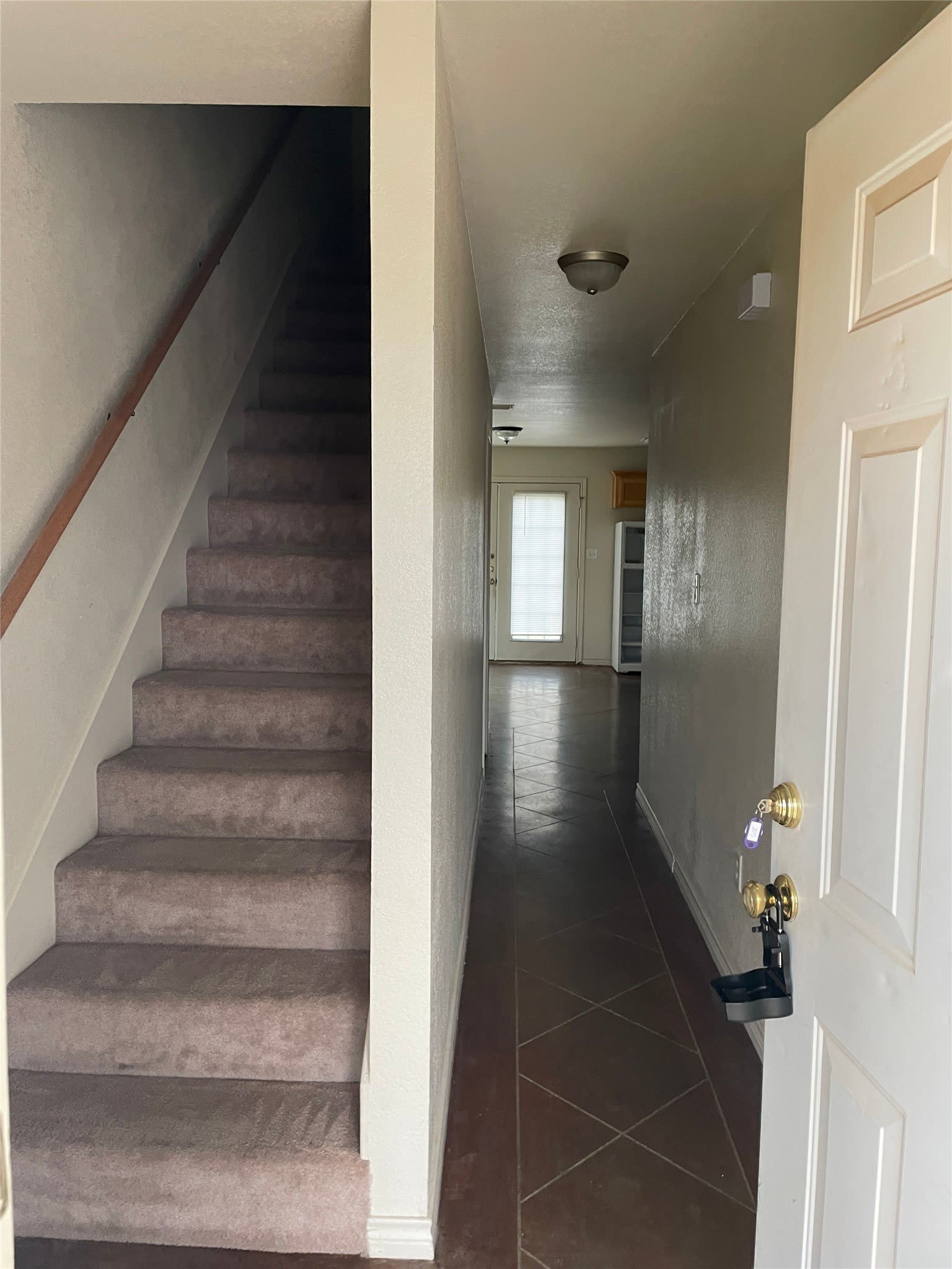 2423 Church St – photo 3