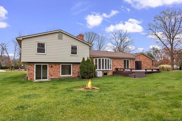5570 FORMAN Drive – photo 3