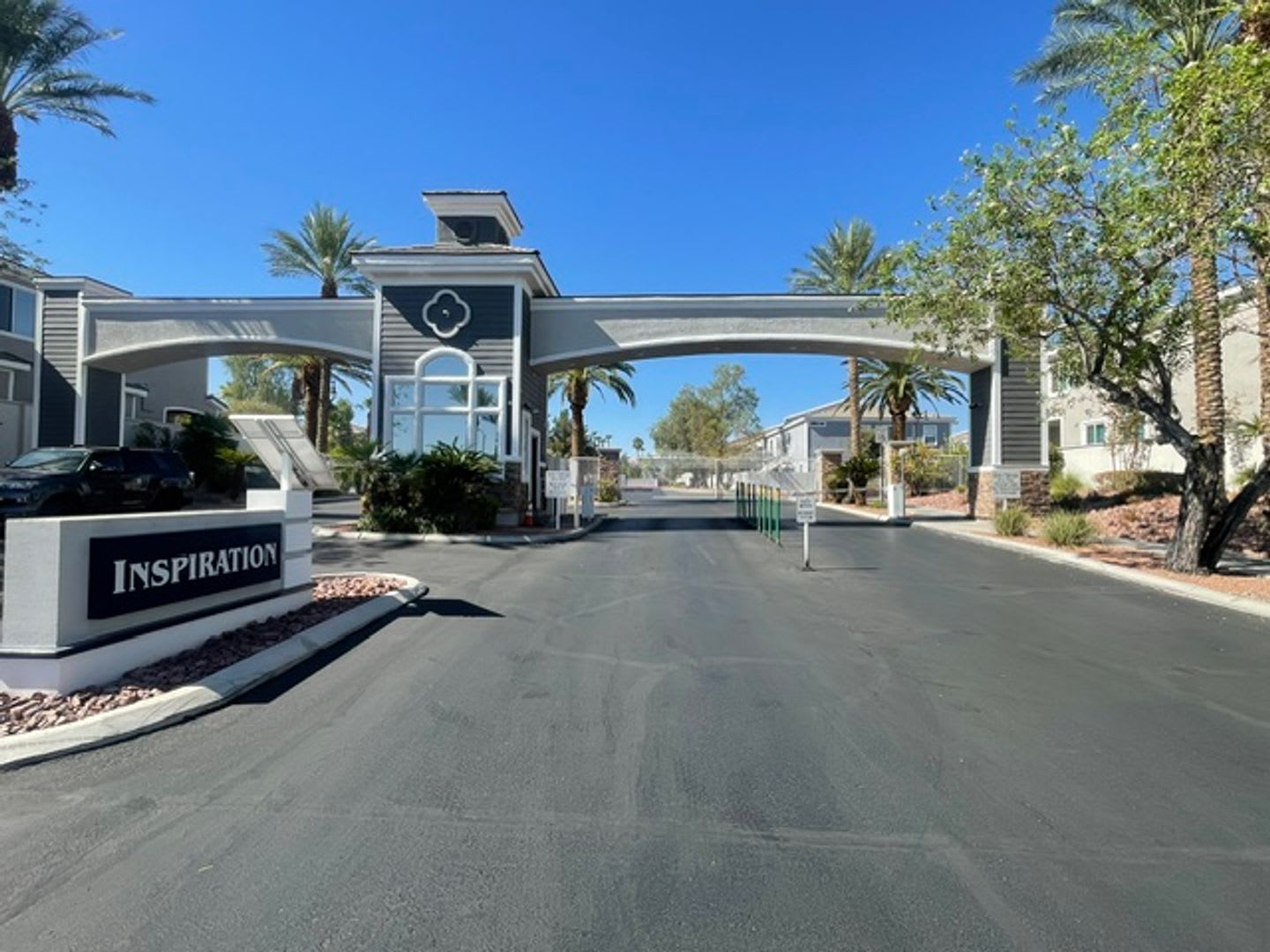 BEATIFUL GUARD GATED GREEN VALLEY 3 BD TOWNHOME IN INSPIRATION COMMUNITY!!!! – photo 2