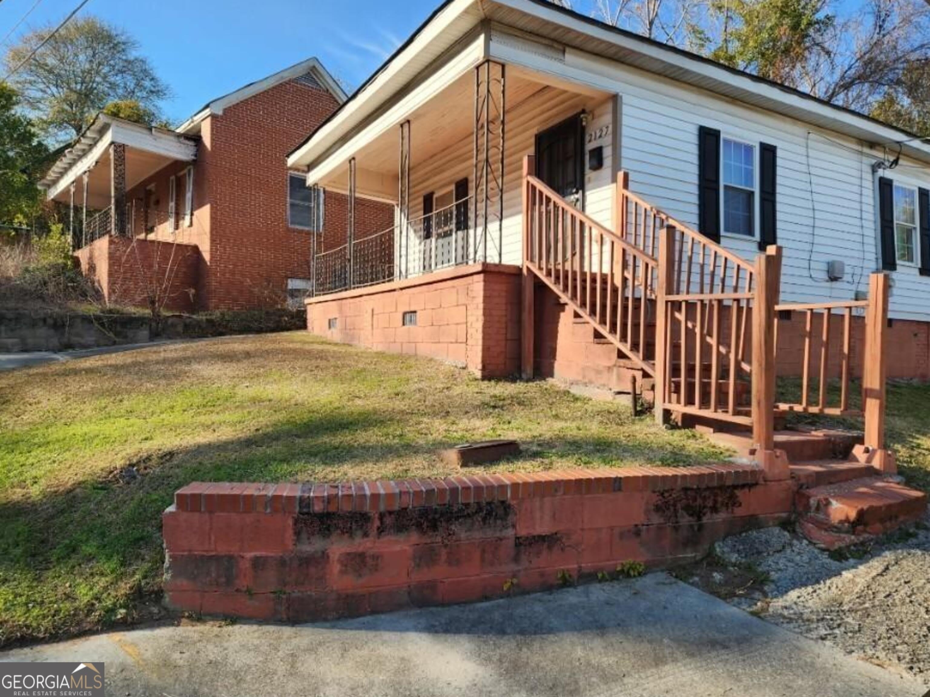 2127 Walnut Street – photo 2