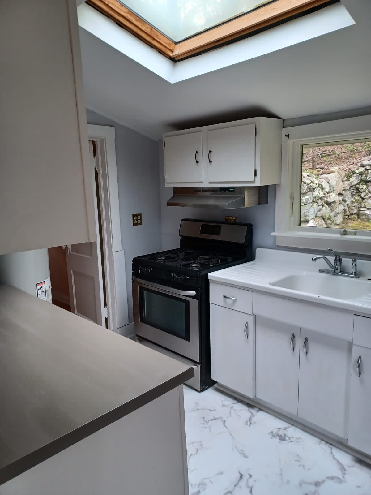 129 Thiells Rd – photo 3