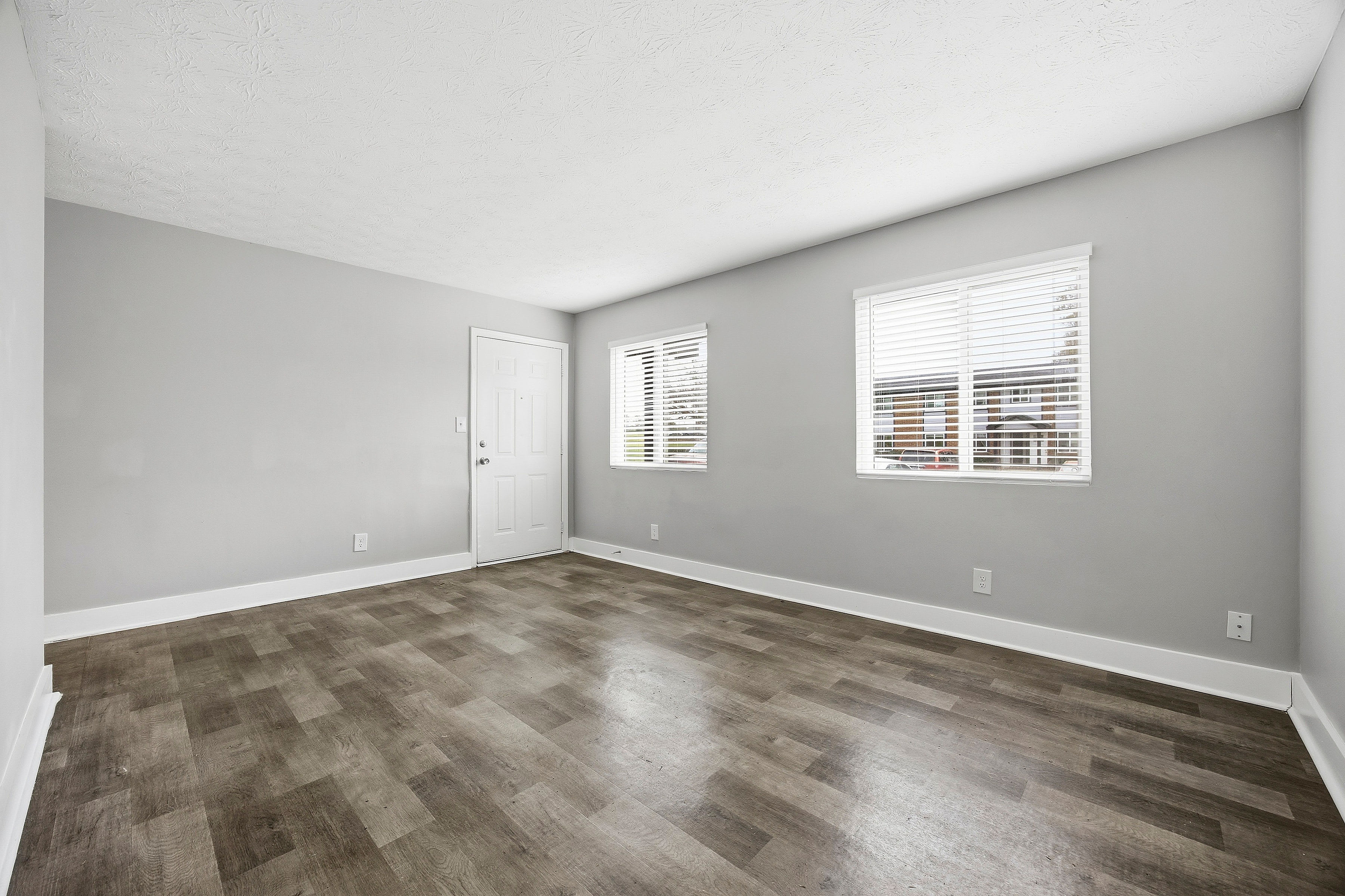 Ridgewood Apartments – photo 2