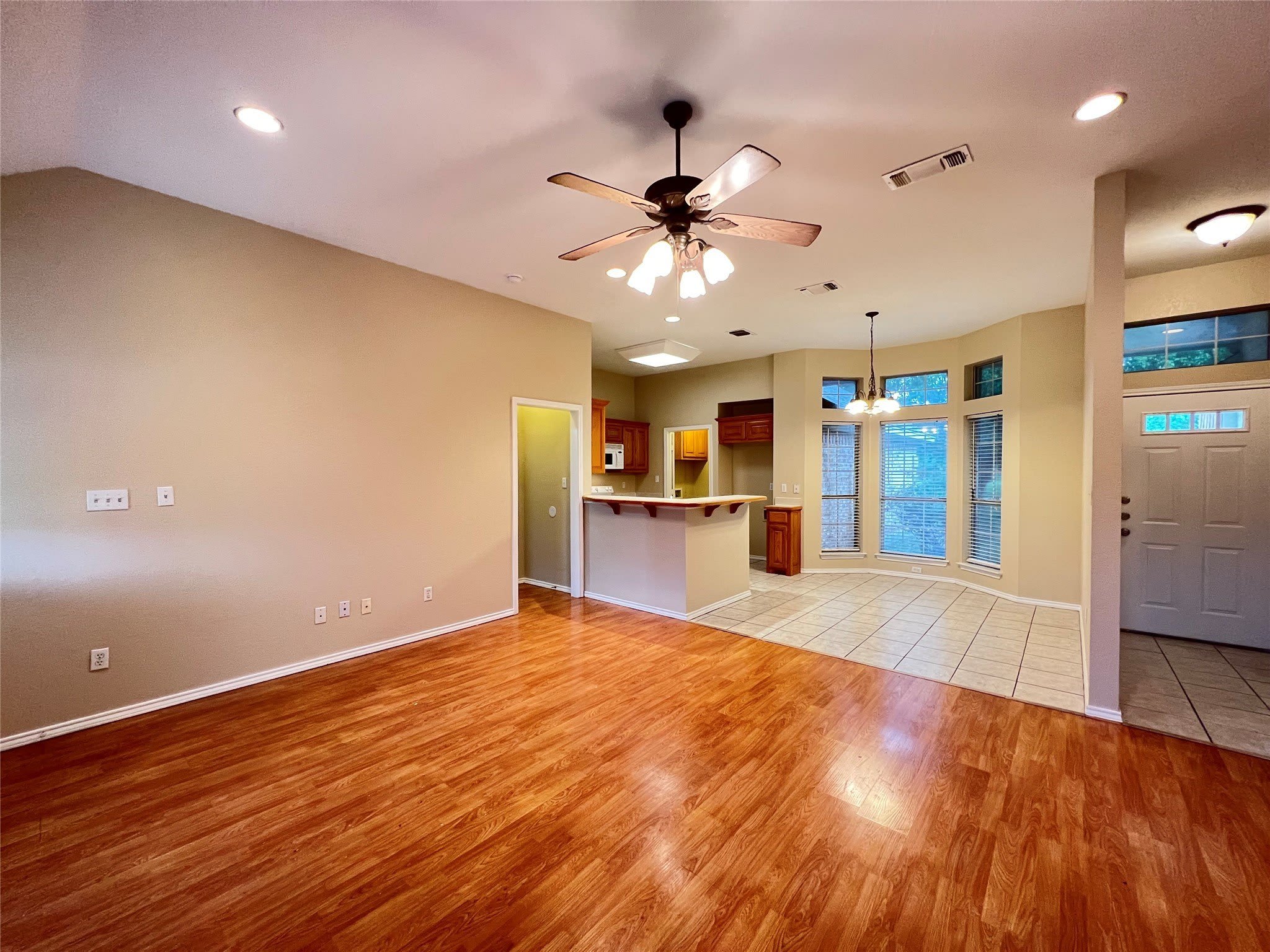 788 Robin Court – photo 3