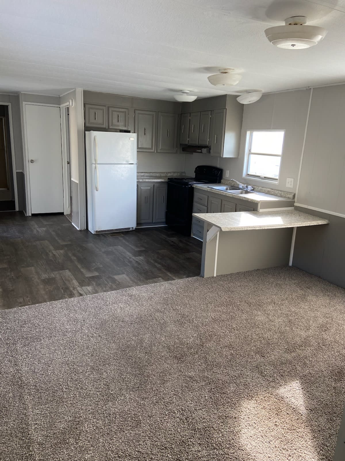 318 Mesquite Ln Lot 18B – photo 1